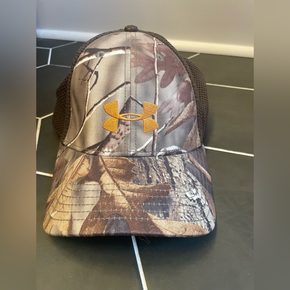 Under Armour ball cap in Real Tree Pattern